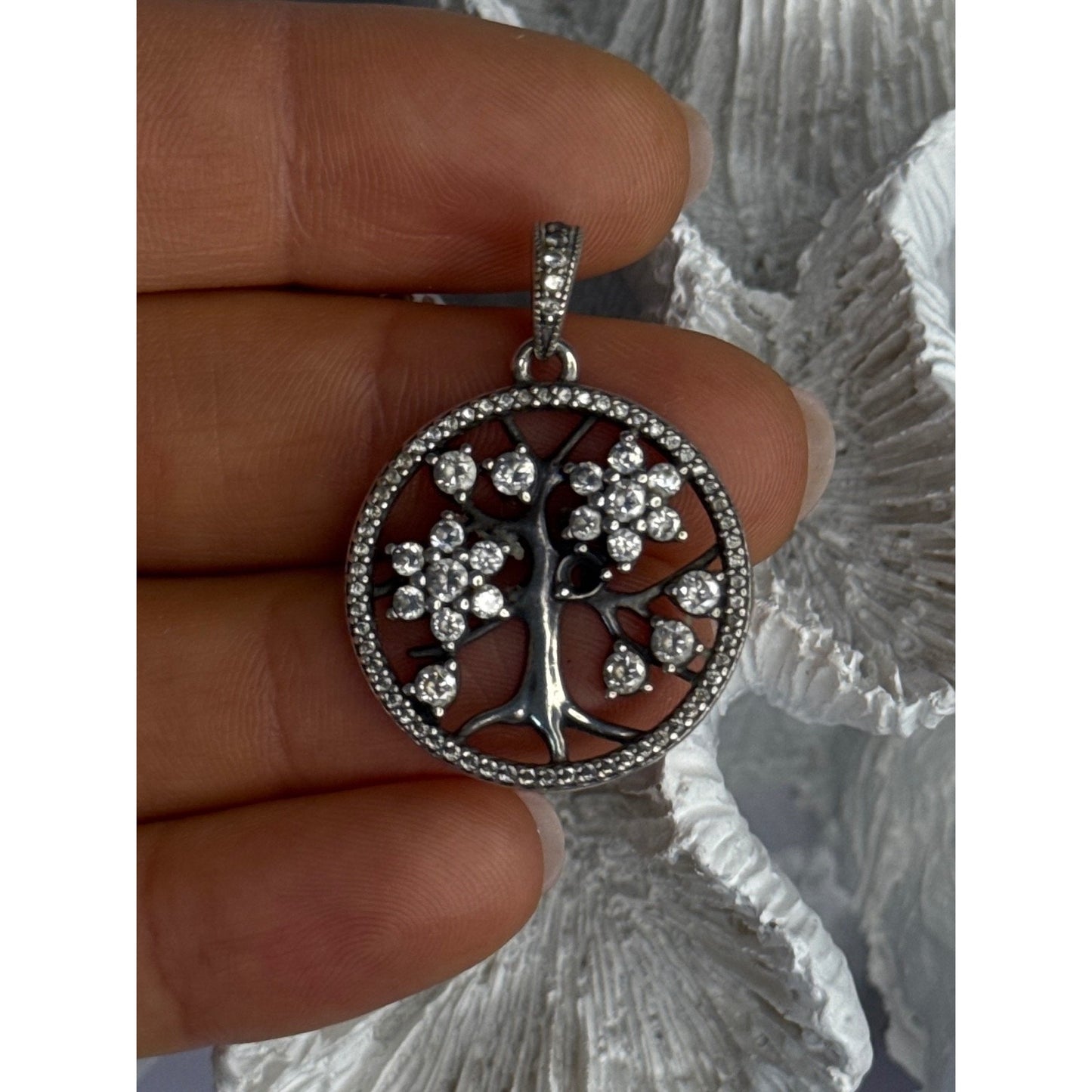 AUTHENTIC PANDORA TREE OF LIFE 925 STERLING SILVER CZ PENDANT LENGTH 1.30 INCH