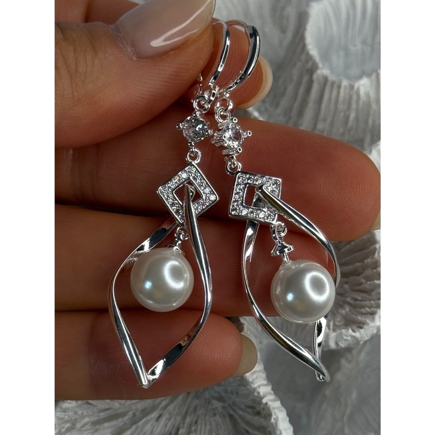 Beautiful Design 925 Sterling Silver Pearl & CZ Earrings Length 2.30 inch