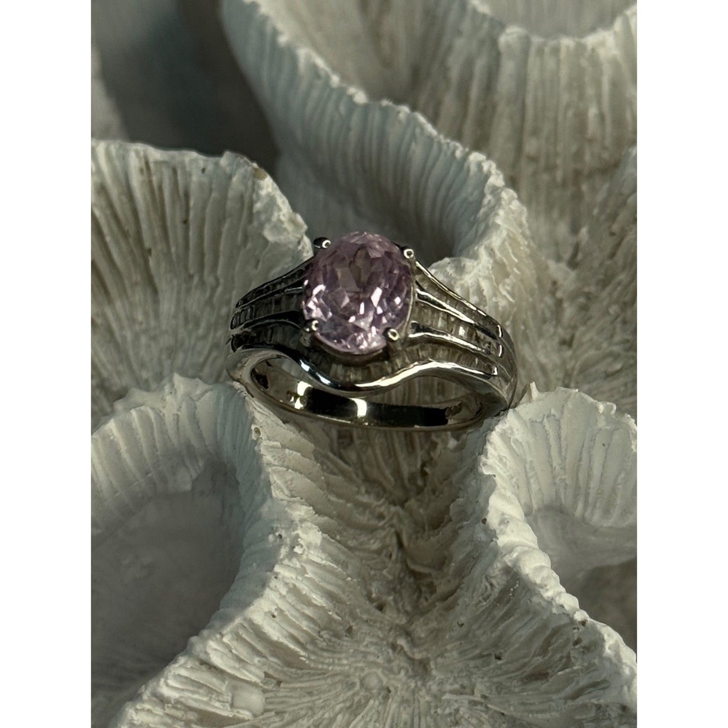 925 STERLING SILVER MORGANITE & BERYL RING SIZE 8