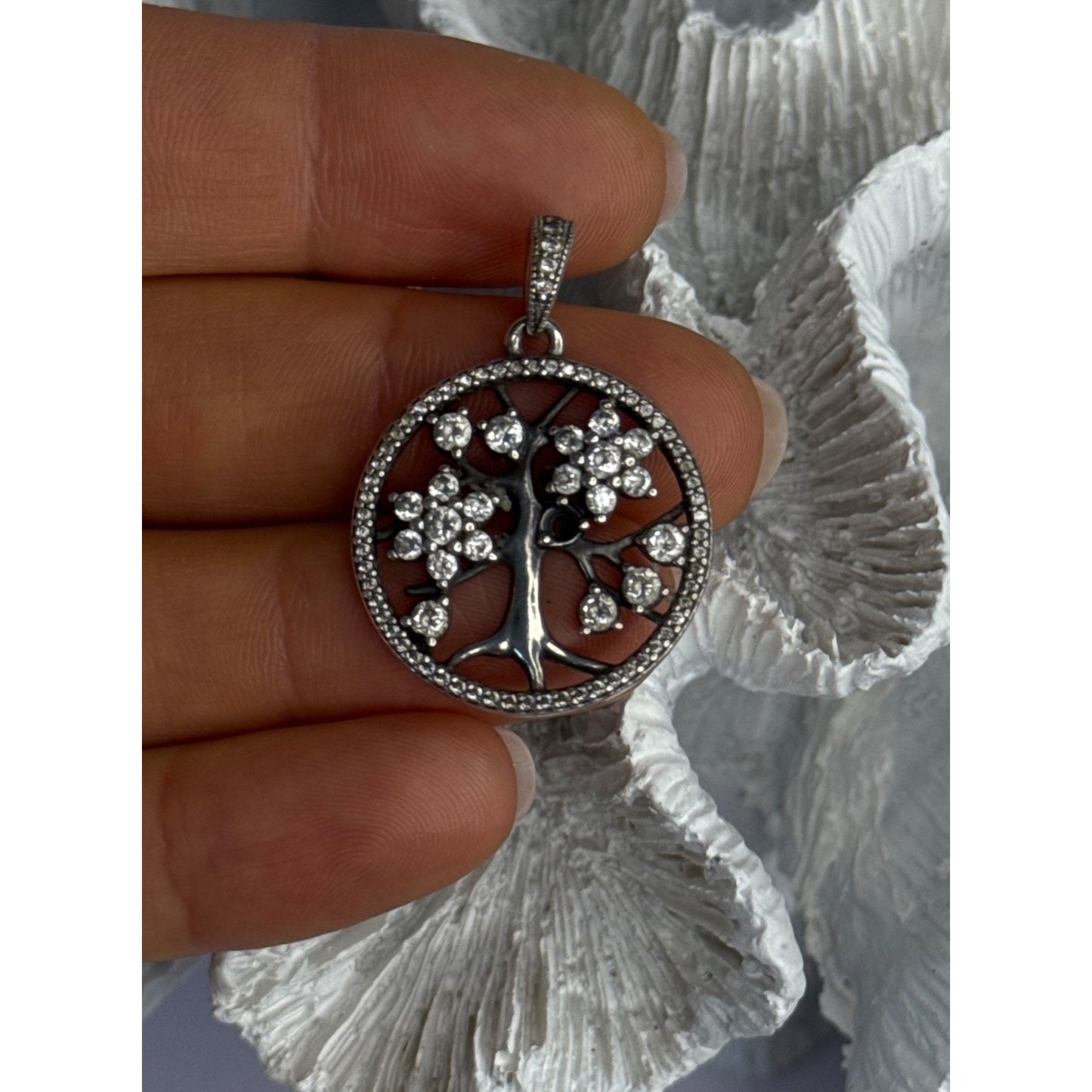 AUTHENTIC PANDORA TREE OF LIFE 925 STERLING SILVER CZ PENDANT LENGTH 1.30 INCH