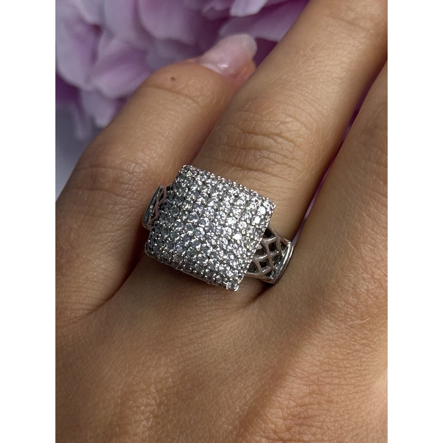 925 STERLING SILVER WHITE SAPPHIRE RING SIZE 7