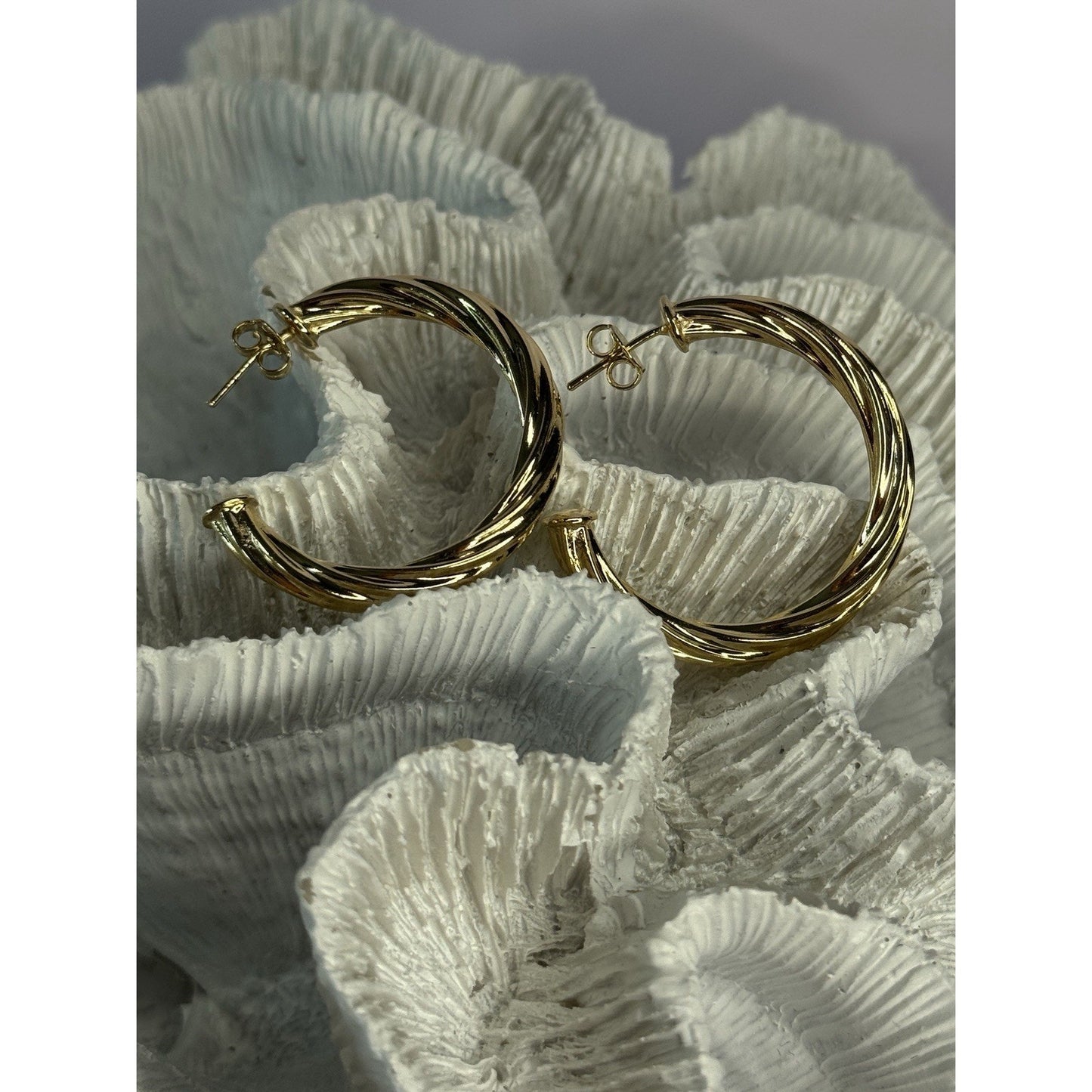 GOLD PLATED EARRINGS LENGTH 1.25 INCH