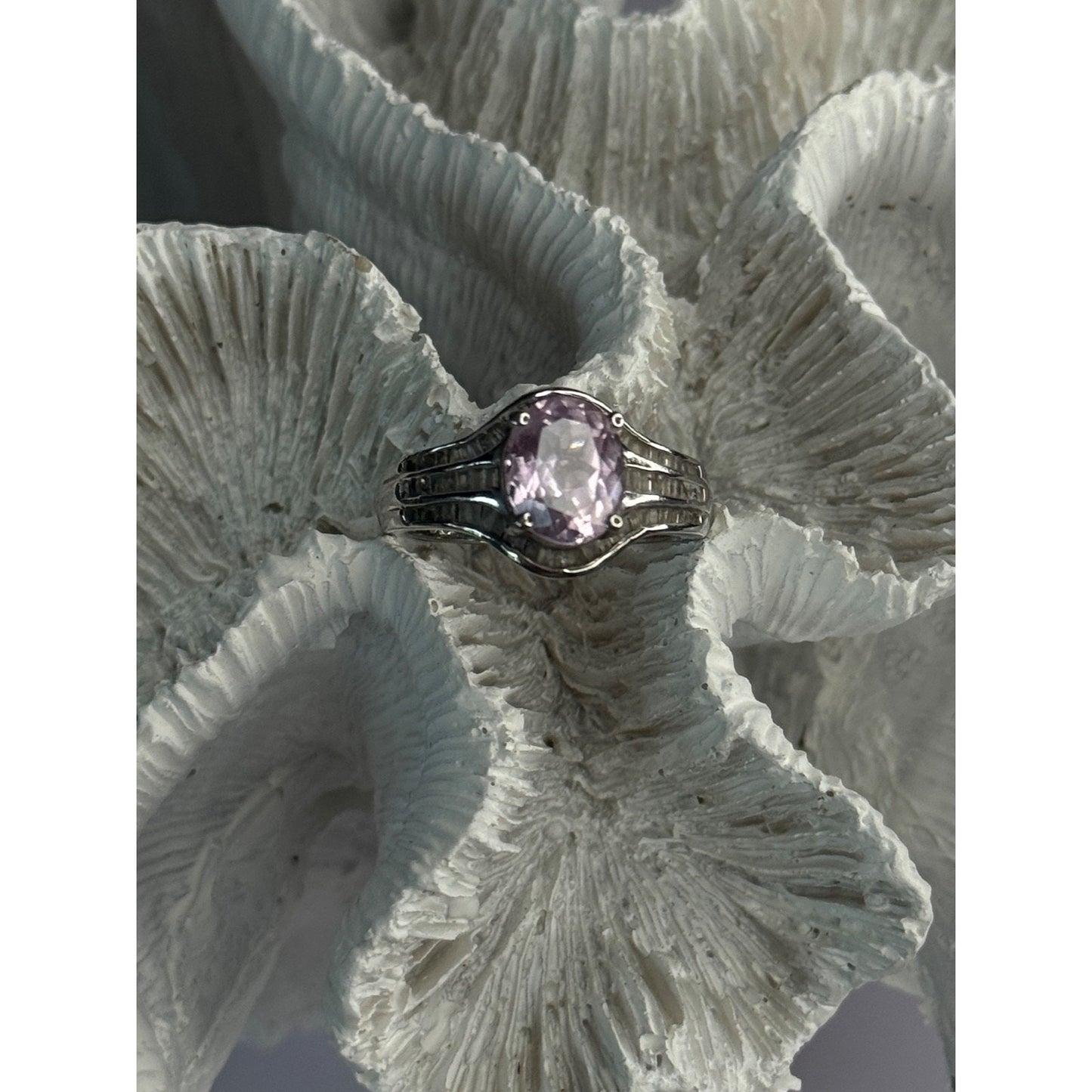 925 STERLING SILVER MORGANITE & BERYL RING SIZE 8