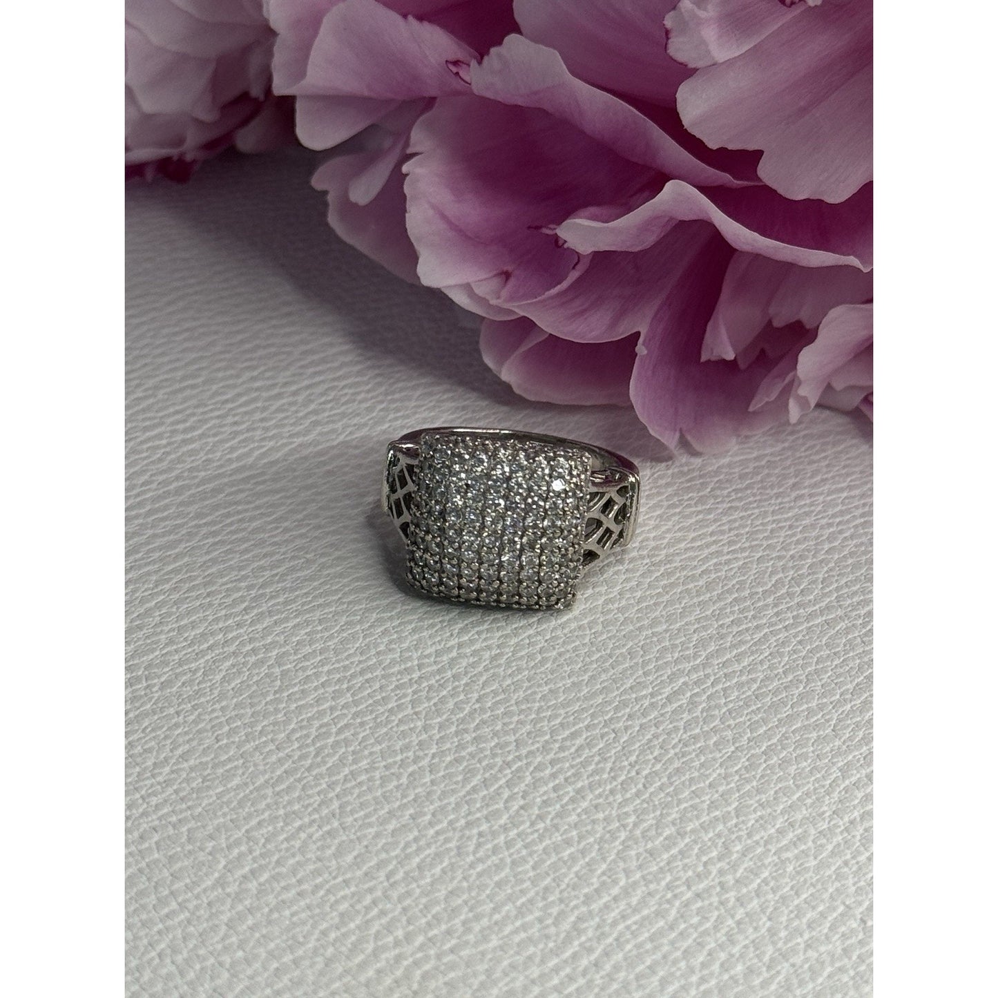 925 STERLING SILVER WHITE SAPPHIRE RING SIZE 7