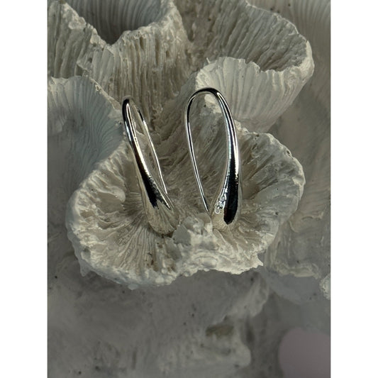 Elegant Design 925 Sterling Silver Earrings Length 1 inch
