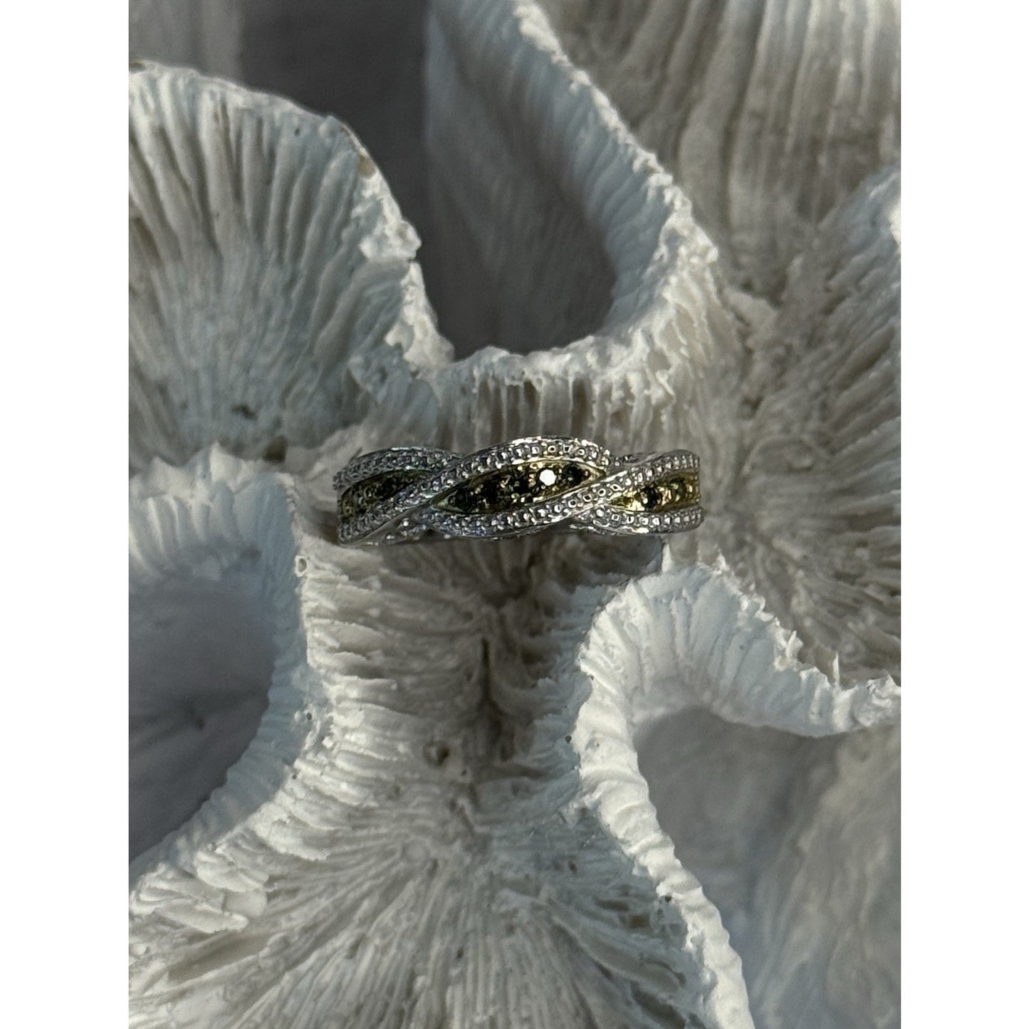 925 STERLING SILVER GOLD PART EMERALD RING SIZE 6