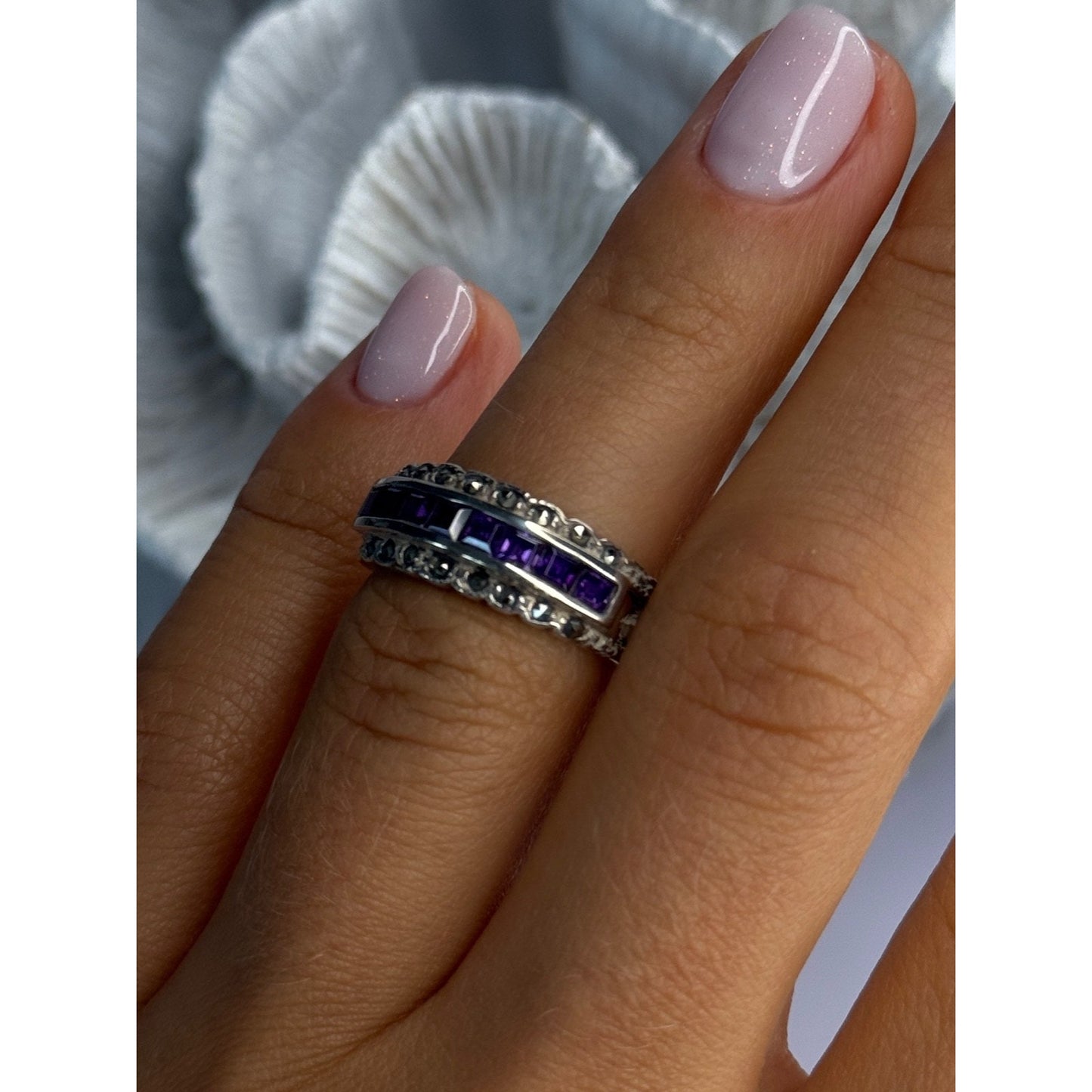 925 STERLING SILVER AMETHYST & MARCASITE RING SIZE 6