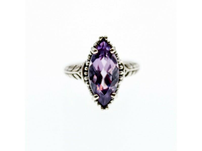 VINTAGE 925 STERLING SILVER AMETHYST RING SIZE 6