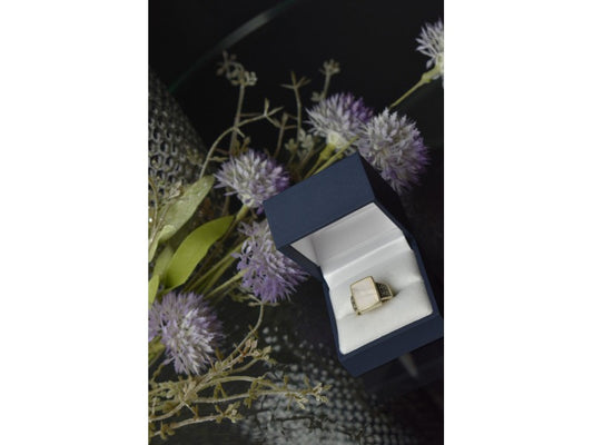 925 Sterling Silver Mother of Pearl Ring Size 6.5
