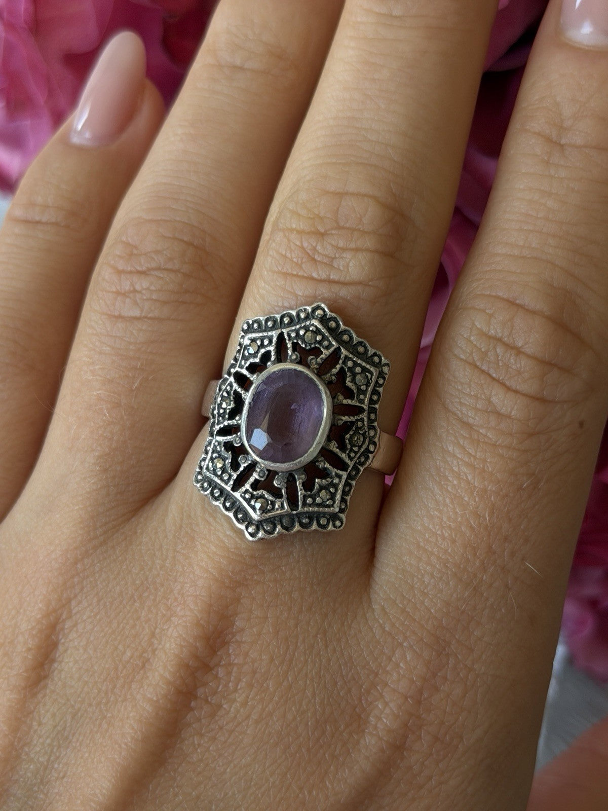 Vintage 925 Sterling Silver Amethyst & Marcasite Ring Size 8