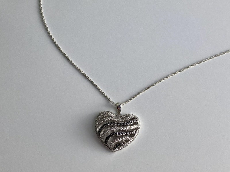 925 Sterling Silver White & Black CZ Heart Chain With Pendant