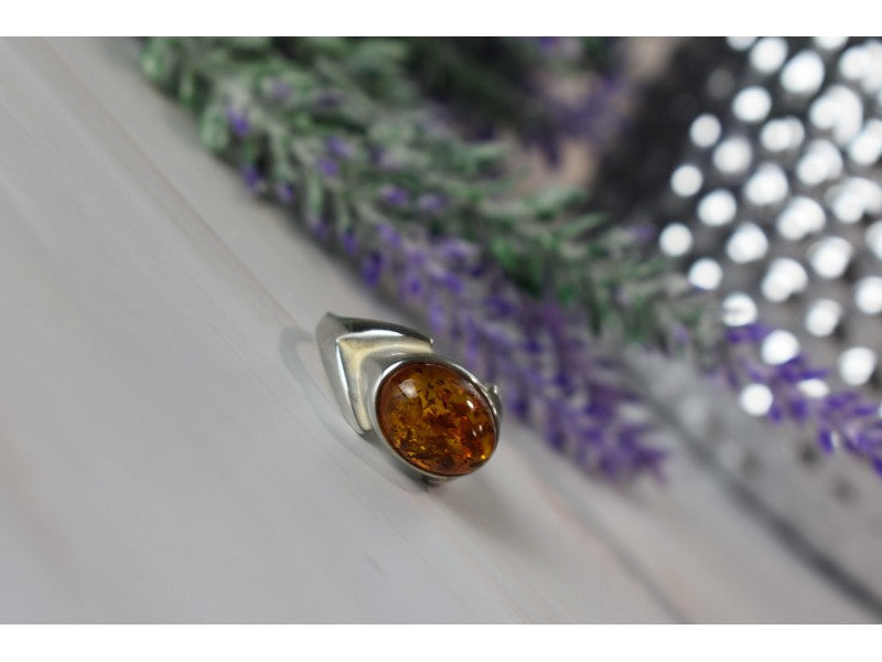 925 Sterling Silver Amber Ring Size 8.5