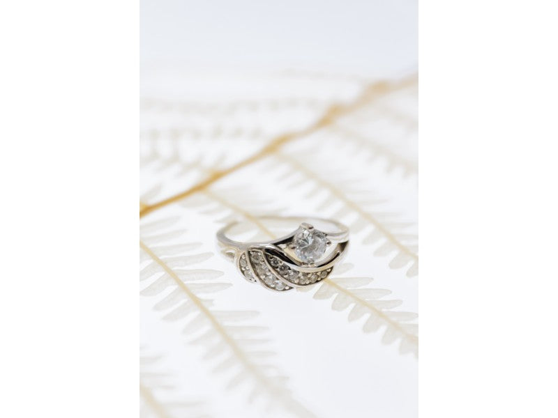 925 Sterling Silver CZ Ring Size 6.5