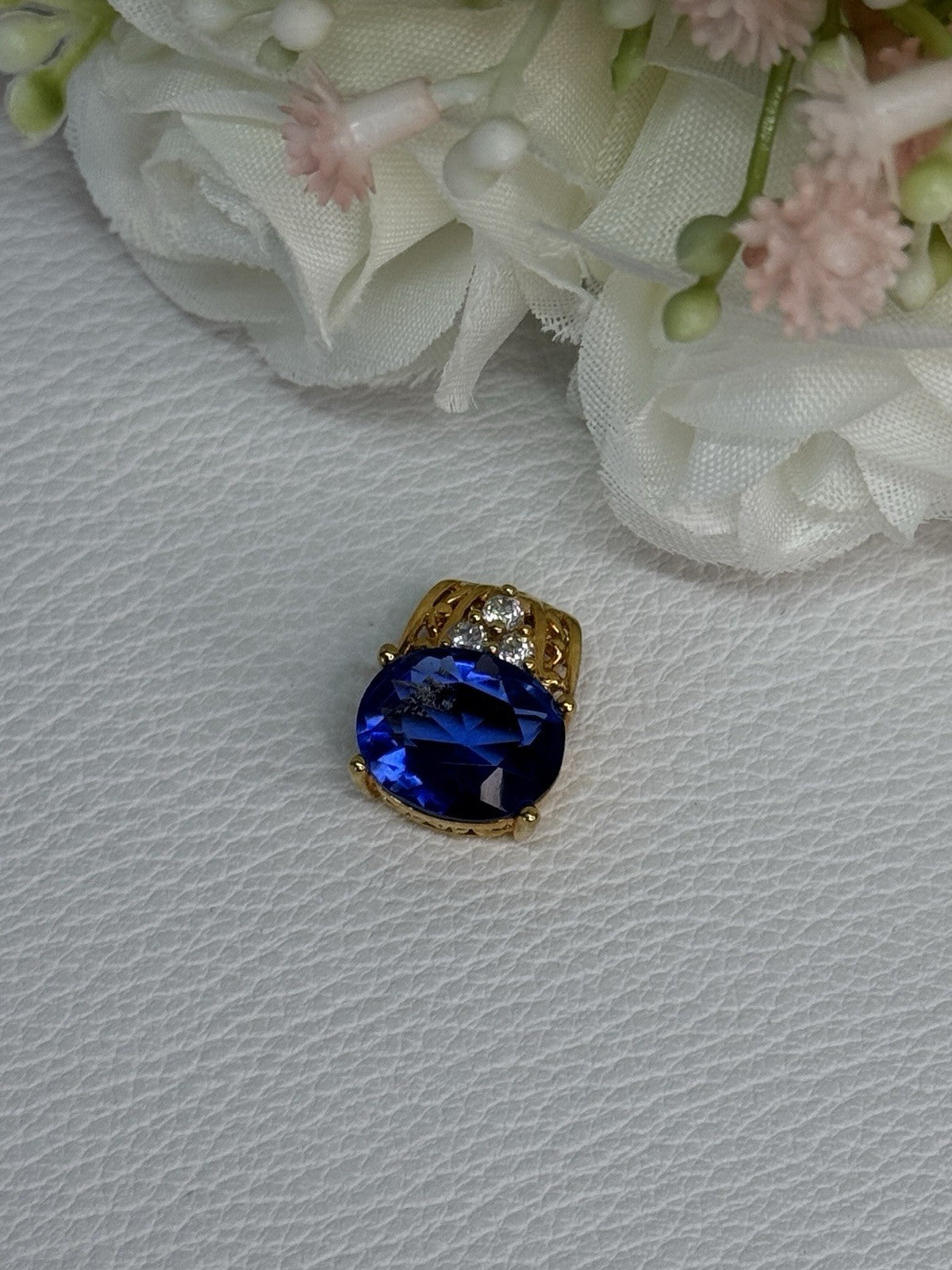 925 Sterling Silver Gold Plated Sapphire & Beryl Pendant Length 0.65 Inch