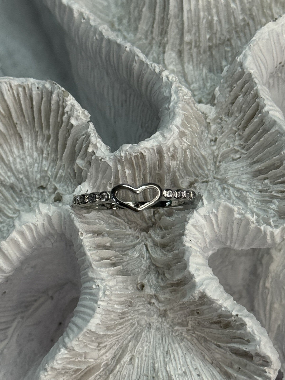 925 Sterling Silver CZ Heart Ring Size 8