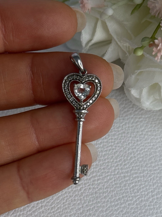 925 Sterling Silver Beryl Love Key Pendant Length 1.60 Inch