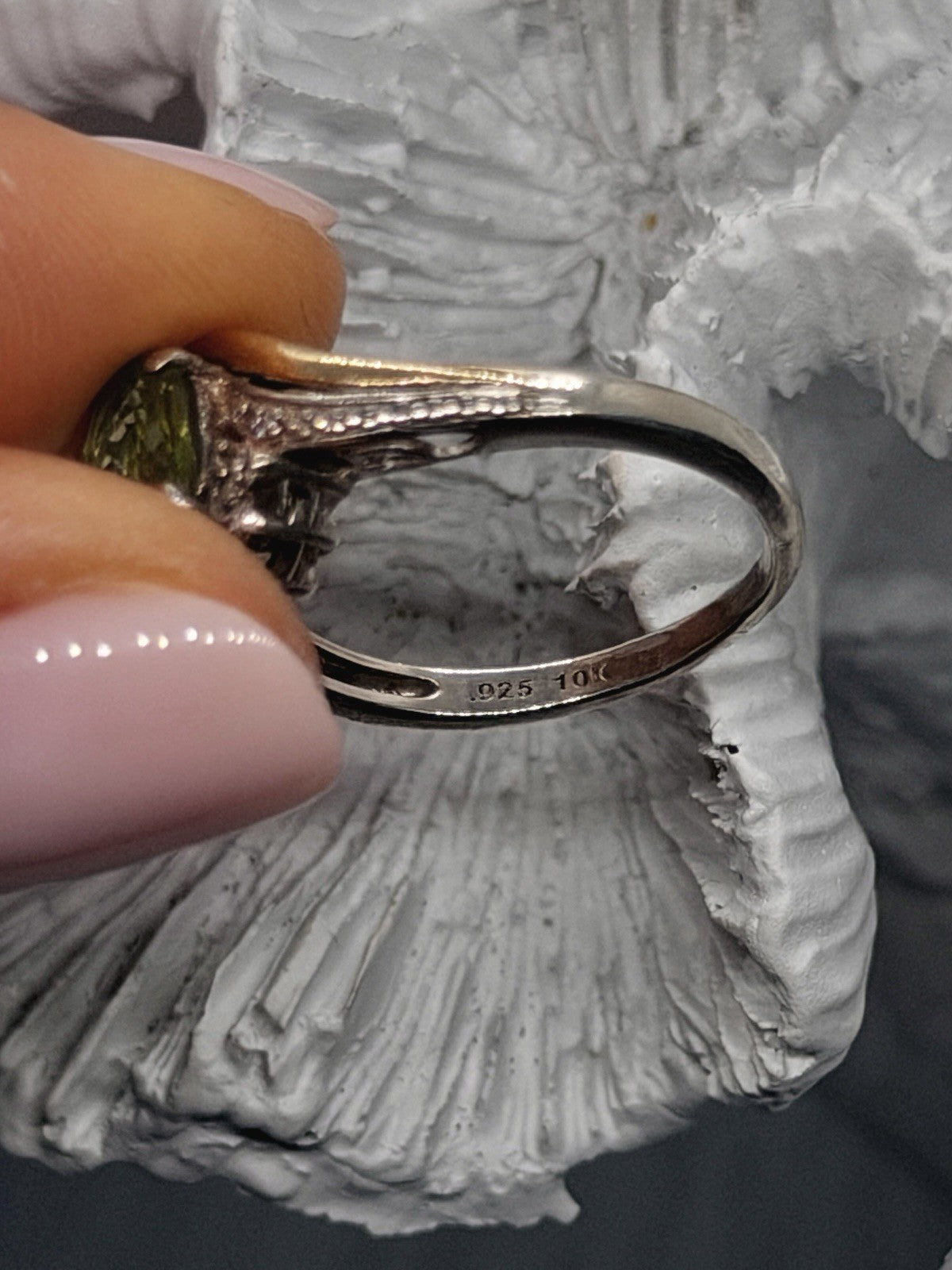 925 Sterling Silver & 10K Gold Plated Peridot & Diamond Ring Size 7