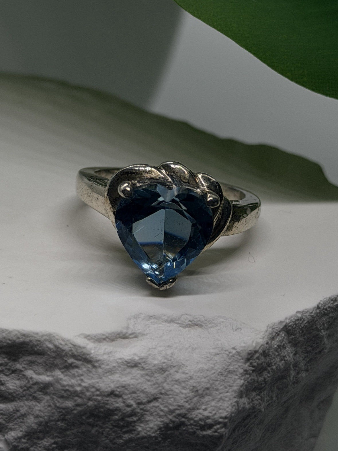925 Sterling Silver Blue Topaz Heart Ring 6