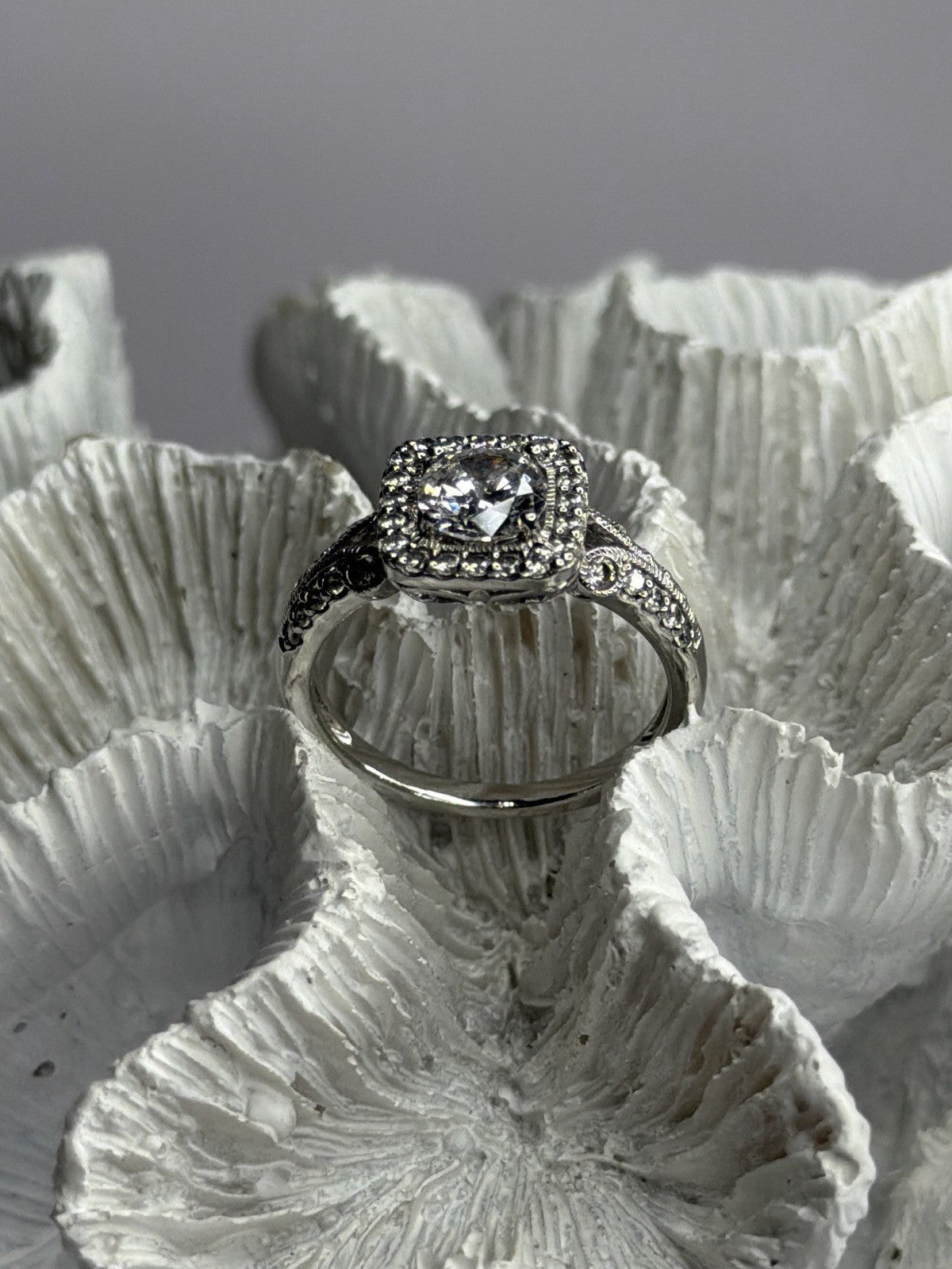 Shiny 925 Sterling Silver Cz Ring Size 10