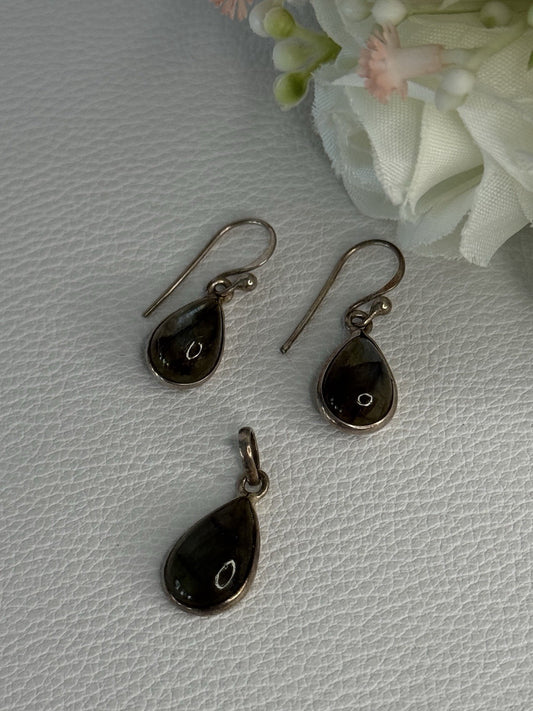 925 Sterling Silver Quartz Earrings & Pendant Set