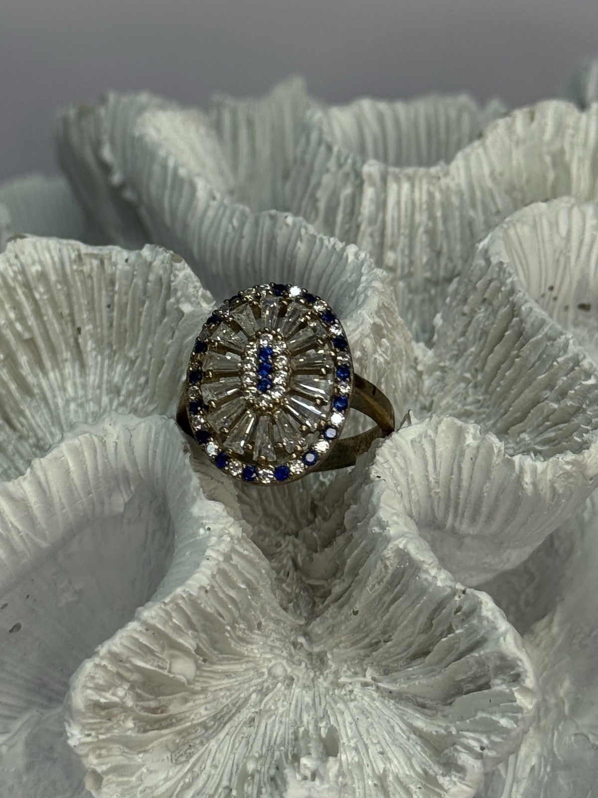 Beautiful 925 Sterling Silver CZ Ring Size 7.5