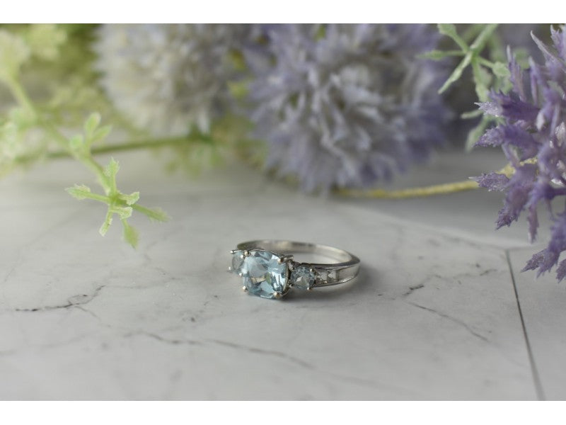 925 Sterling Silver Blue and Colorless Spinel Ring Size 6.5