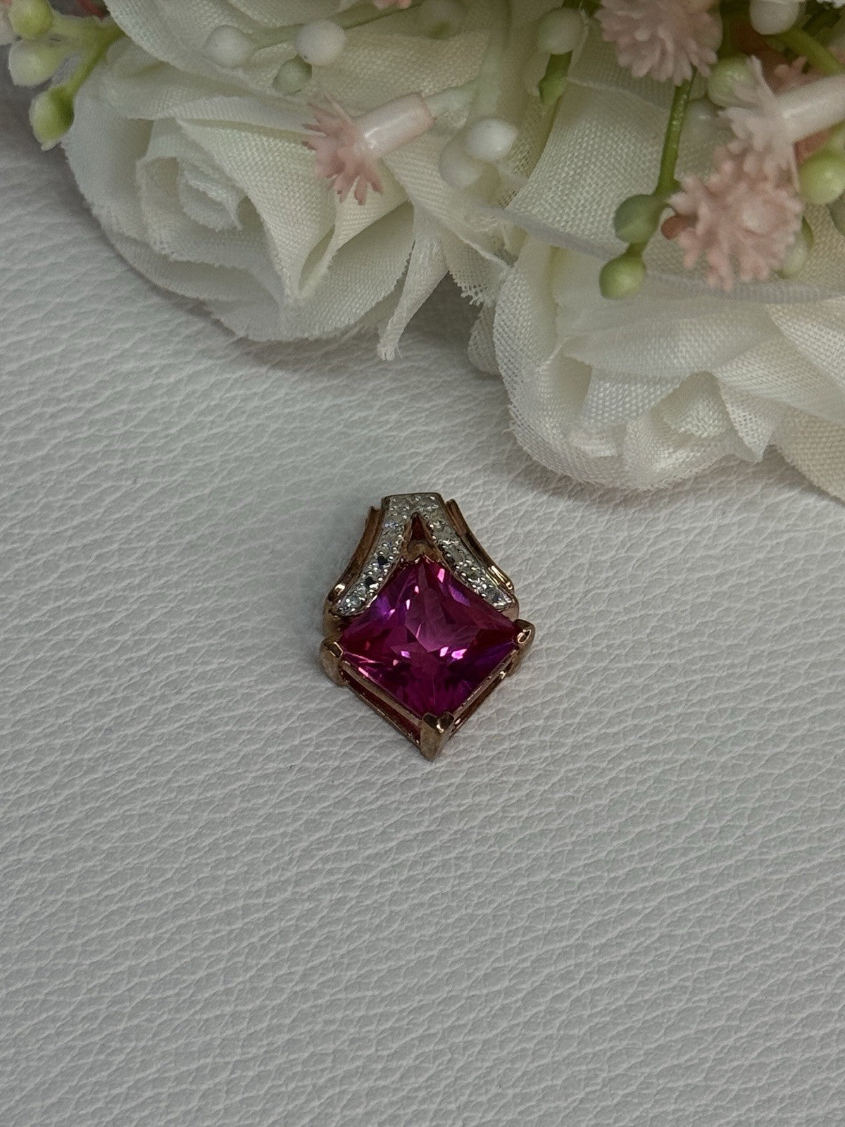 925 Sterling Silver Gold Plated Pink Topaz Pendant Length 0.80 Inch