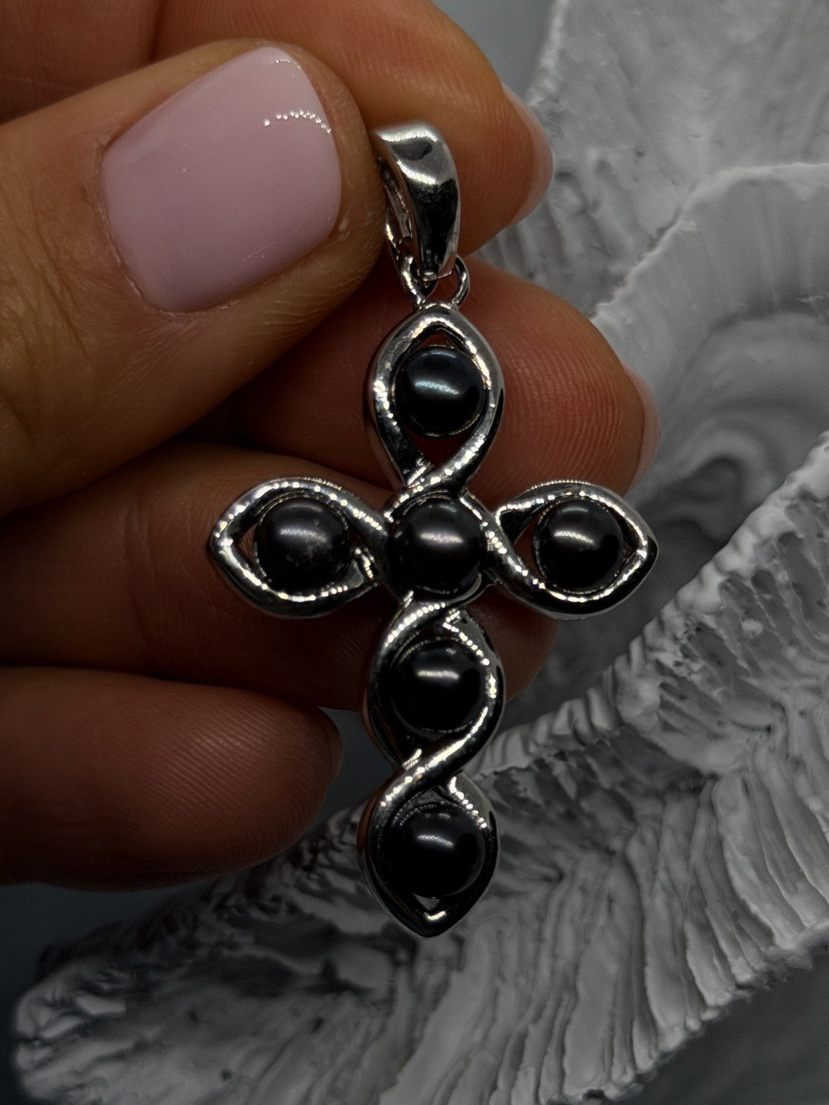 925 Sterling Silver Hematite Cross Pendant Openwork Design