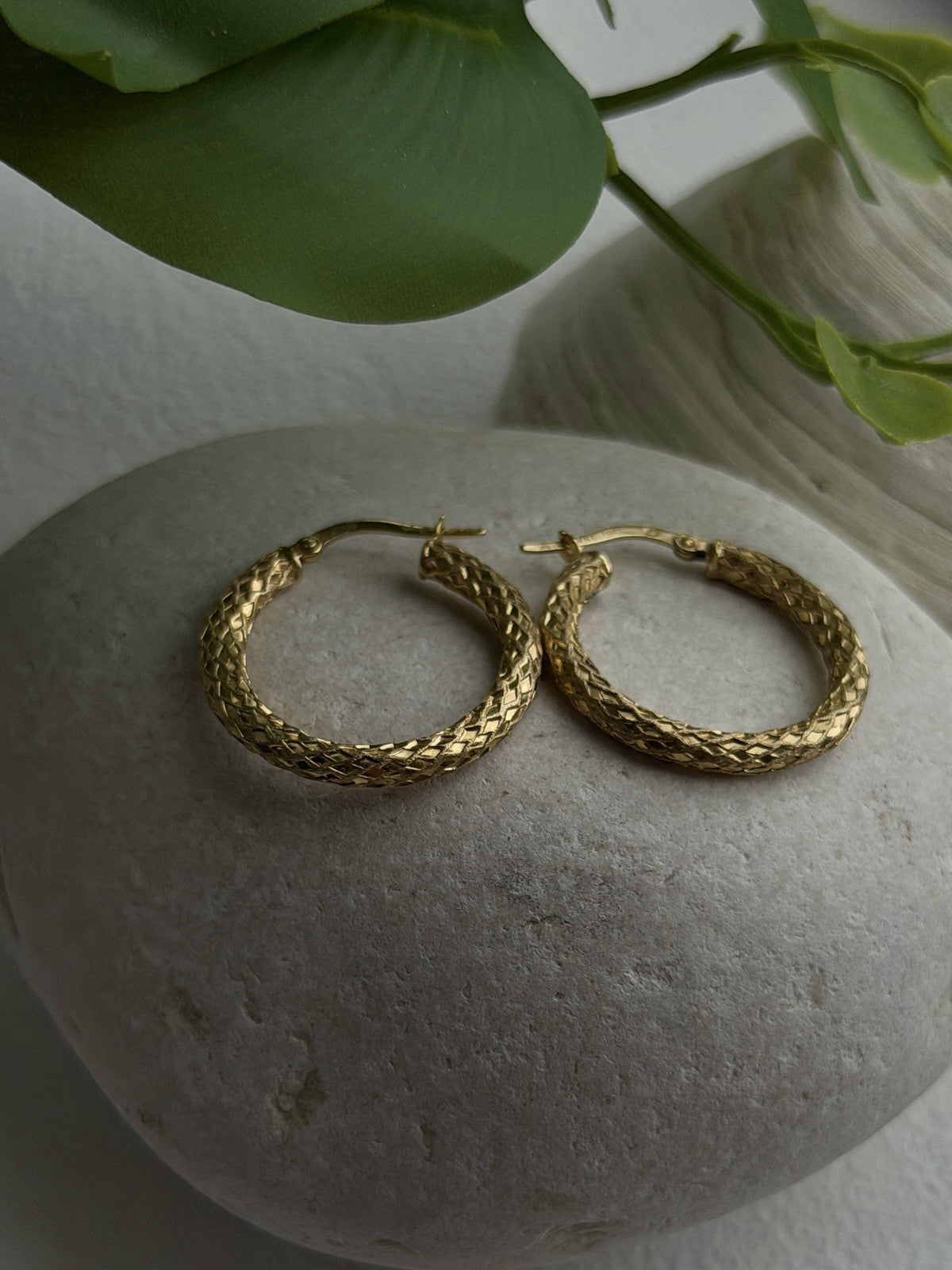 Made in Italy 10K Yellow Gold Hoop Earrings