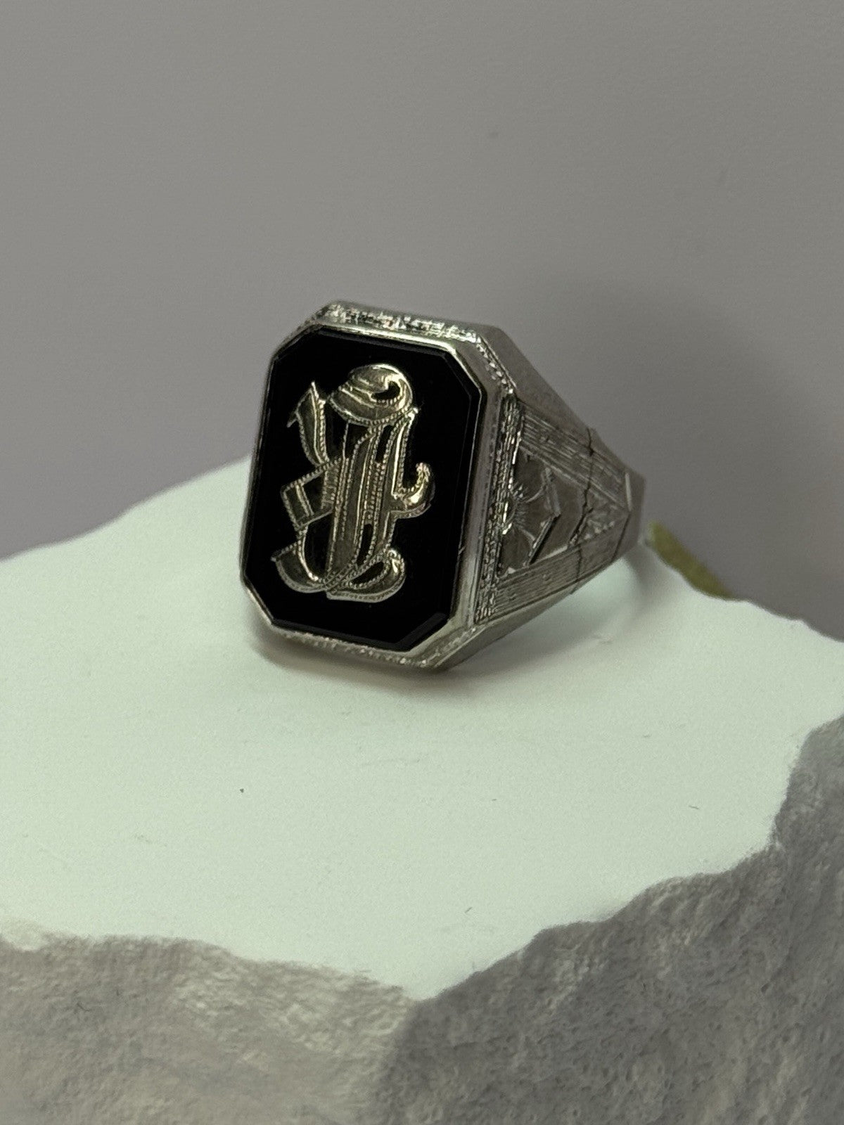 10K WHITE GOLD VINTAGE ART DECO BLACK ONYX RING SIZE 8