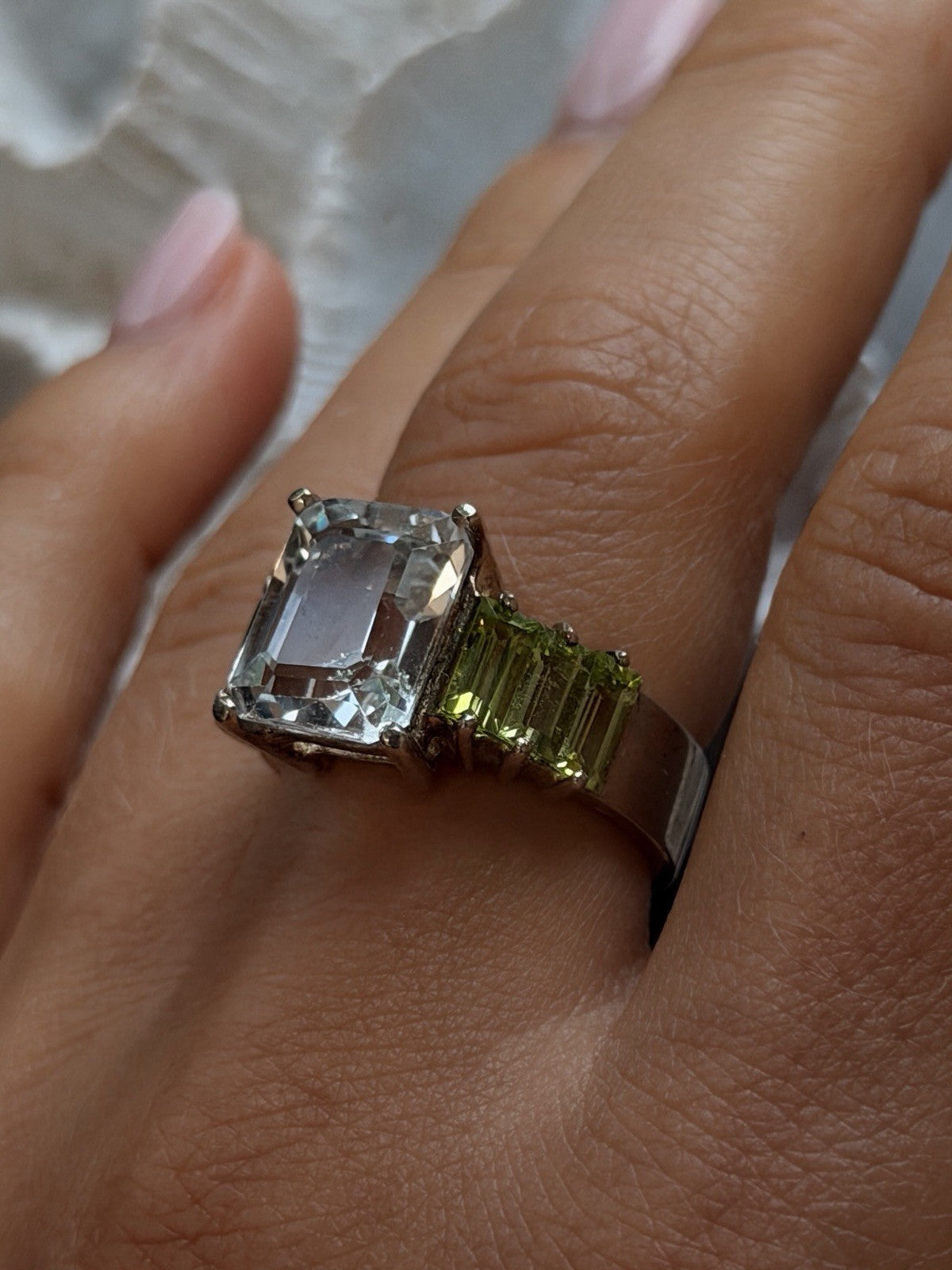 925 Sterling Silver White Clear Tourmaline & Peridot Stones Ring Size 9