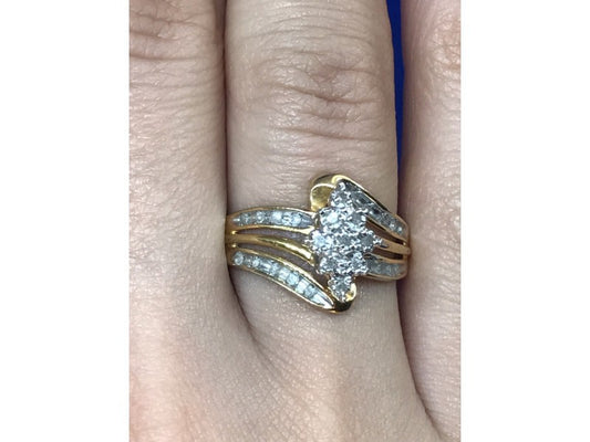 925 Sterling Silver Gold Plated CZ Ring Size 7