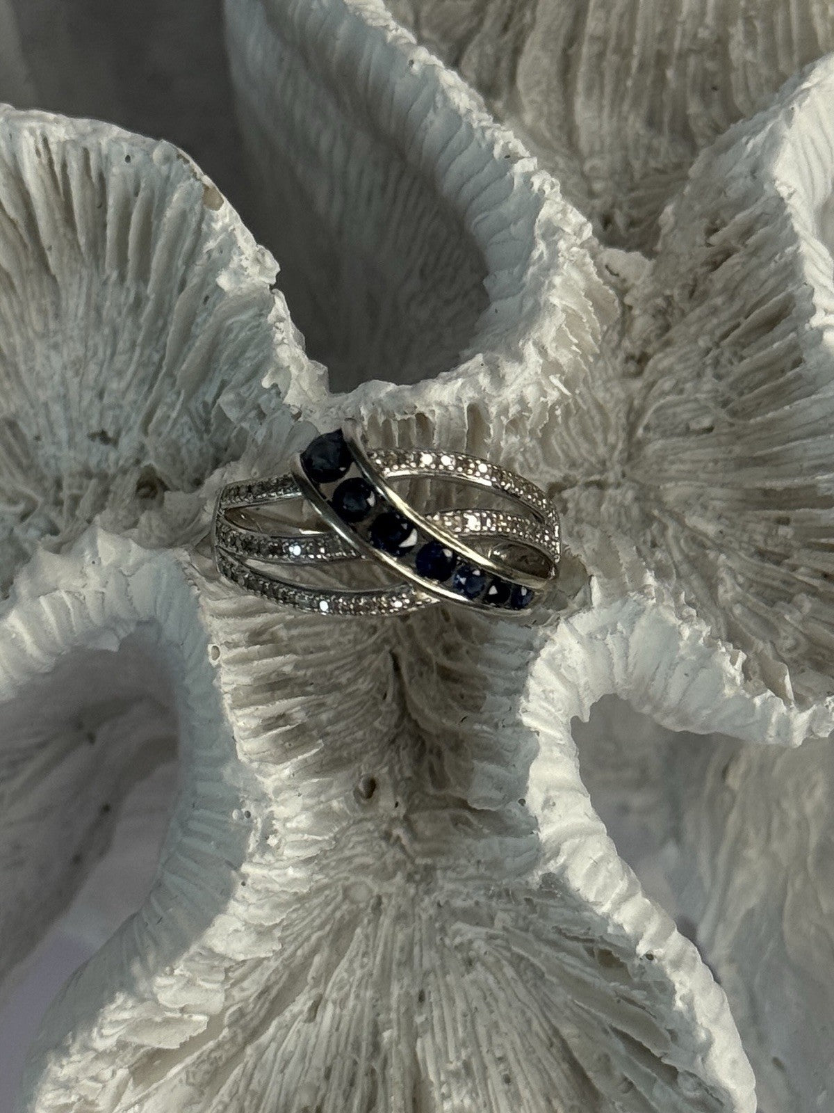 10K White Gold Sapphire & Diamond Ring Size 7