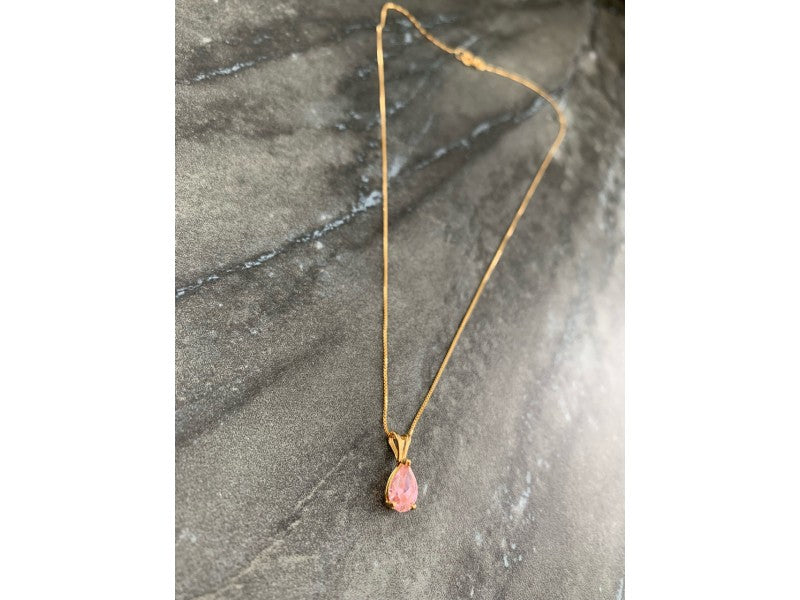 14 K Yellow Gold Morganite Chain With Pendant
