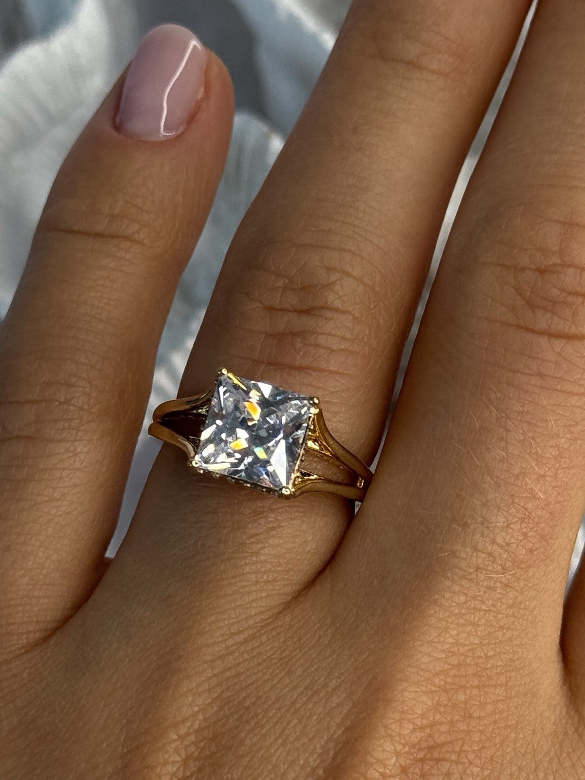 925 Sterling Silver Gold Plated Bge CZ Ring Size 7