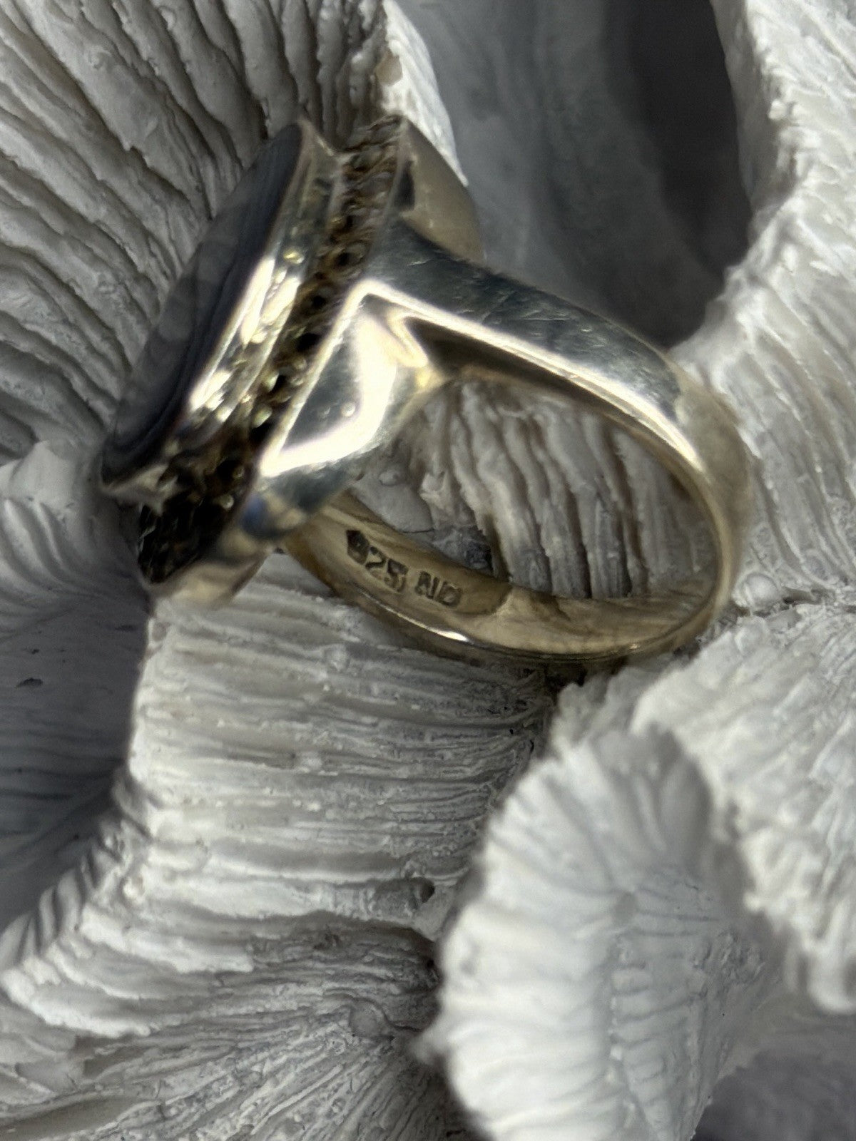 925 Sterling Silver Abalone & Marcasite Ring Size 9
