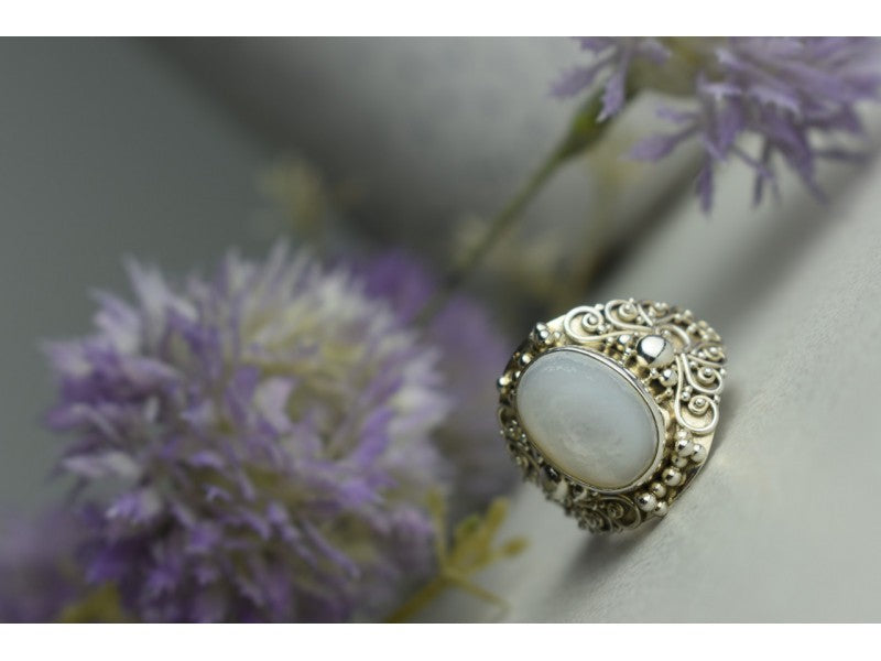 925 Sterling Silver Mother Of Pearl Openwork Ring Size 6.5