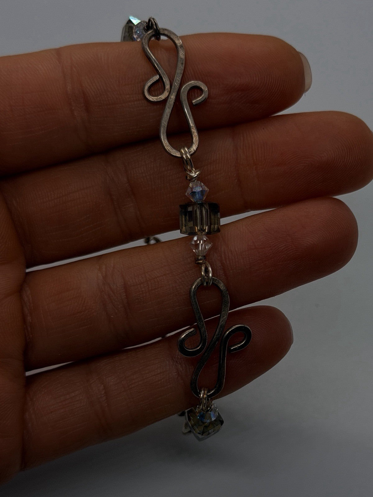 925 Sterling Silver Artisan Scroll Link Bracelet with Crystal Cube Beads 7.5