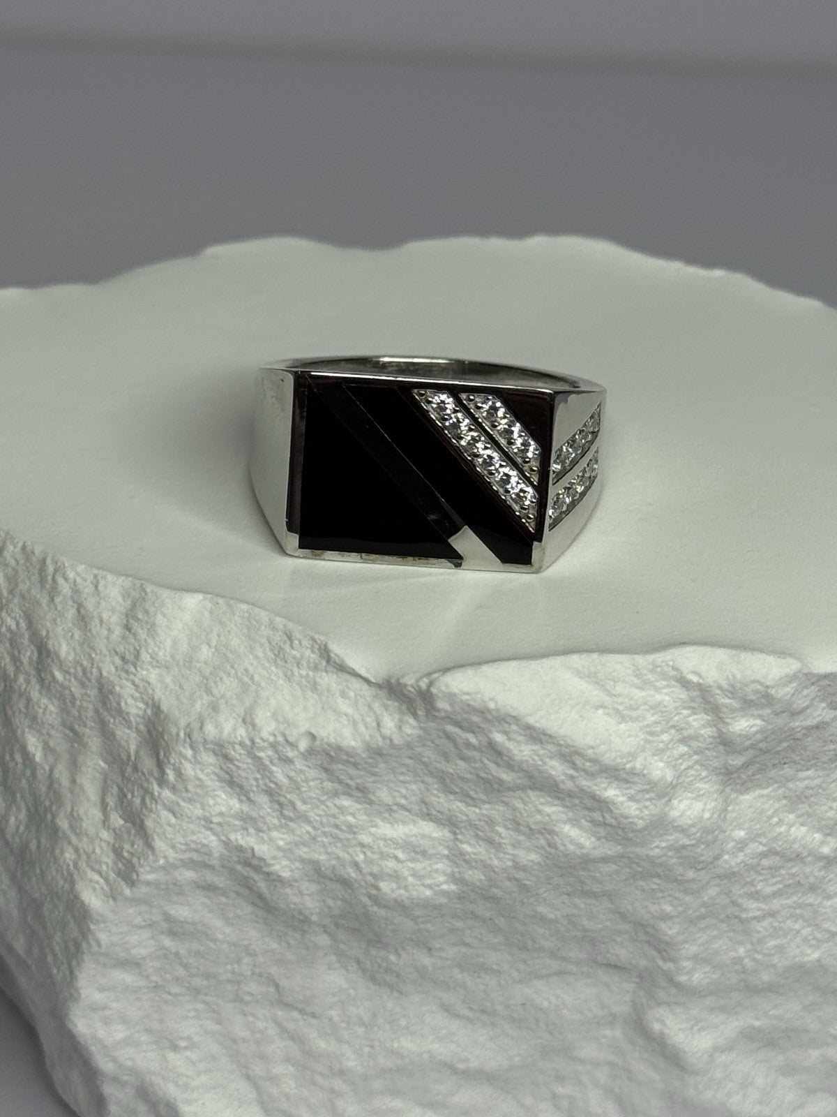 925 Sterling Silver Black Enamel & CZ Men'S Ring Size 11