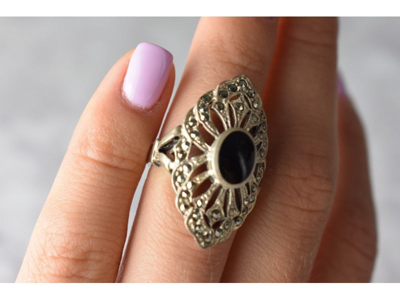 925 Sterling Silver Black Tourmaline & Marcasites Ring Size 6