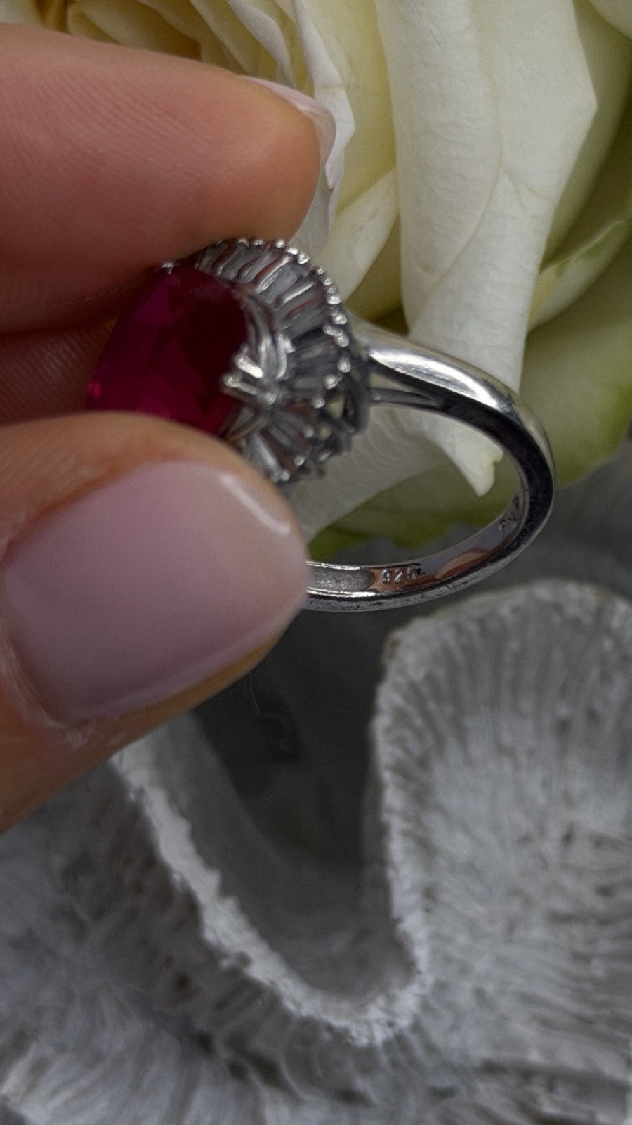 Romantic Heart 925 Sterling Silver Pink & Colorless Spinel Ring Size 7