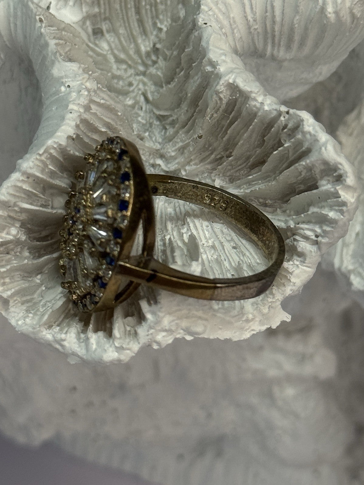 Beautiful 925 Sterling Silver CZ Ring Size 7.5