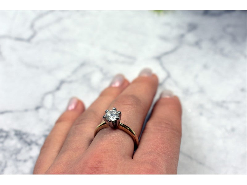 Gold Plated (18K) Ring With CZ Size 8