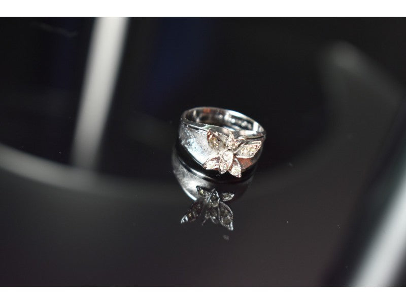925 Sterling Silver CZ "Butterfly" Ring Size 9