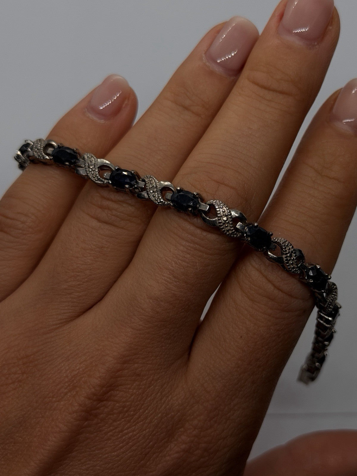 925 Sterling Silver Sapphire Infinity Link Tennis Bracelet Size 8