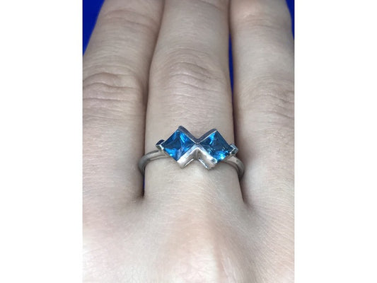 925 Sterling Silver Blue Jadeite Ring Size 8.5