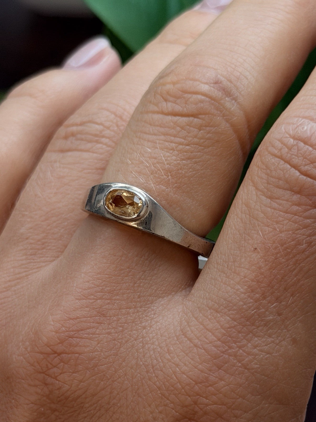 925 Sterling Silver Oval Yellow Citrine Band Ring Size 8
