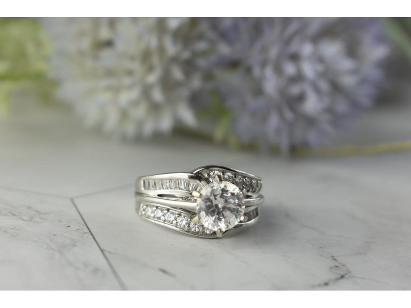 925 Sterling Silver CZ Ring Size 7
