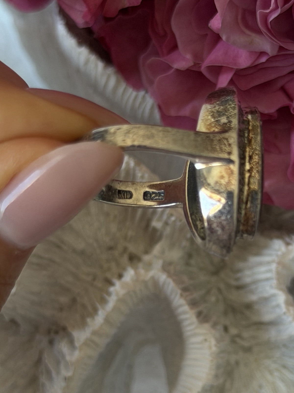 Vintage 925 Sterling Silver Abalone & Marcasite Ring Size 9