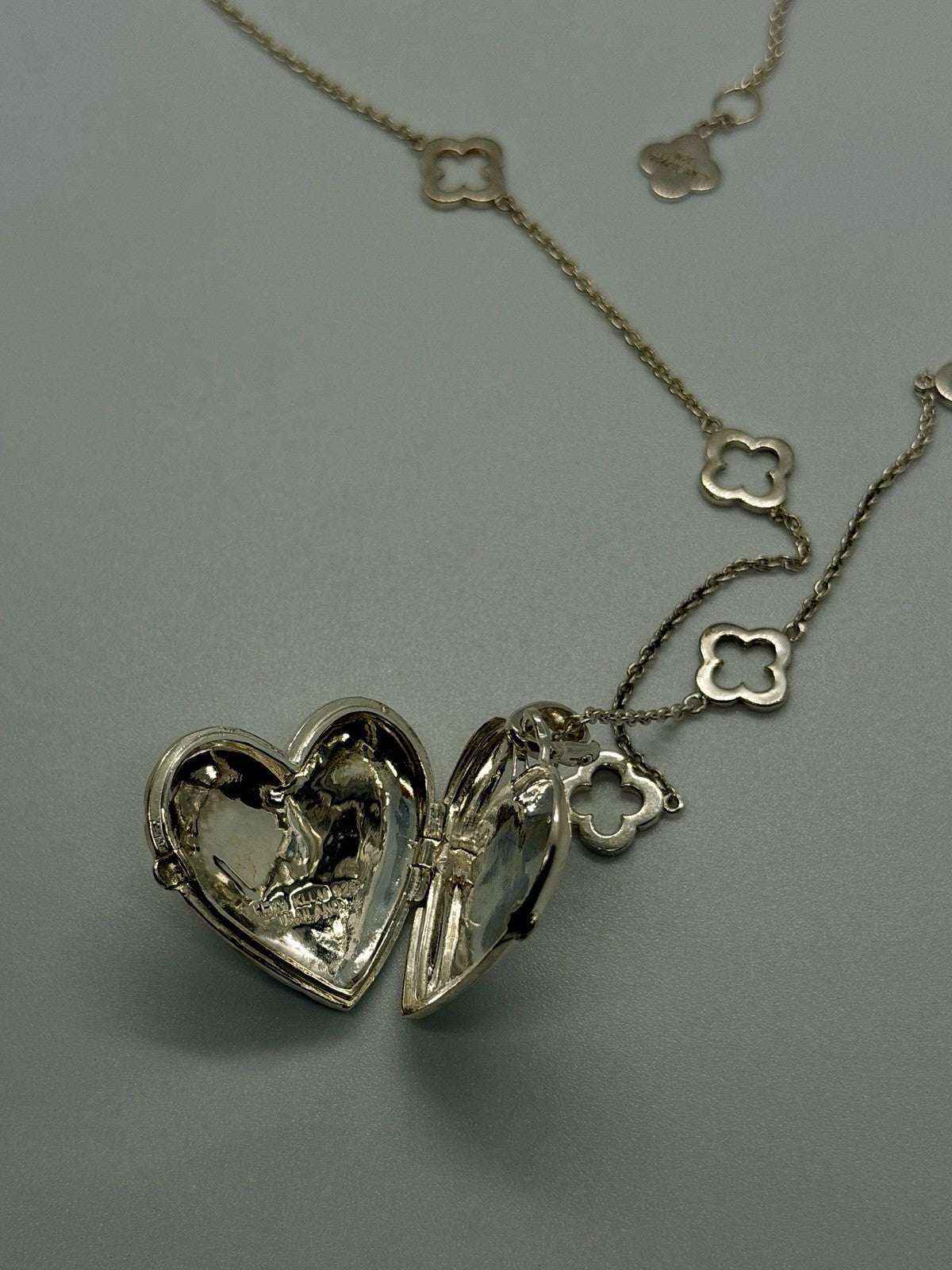 Heidi Klum 925 Sterling Silver Heart Locket Quatrefoil Clover Station Necklace